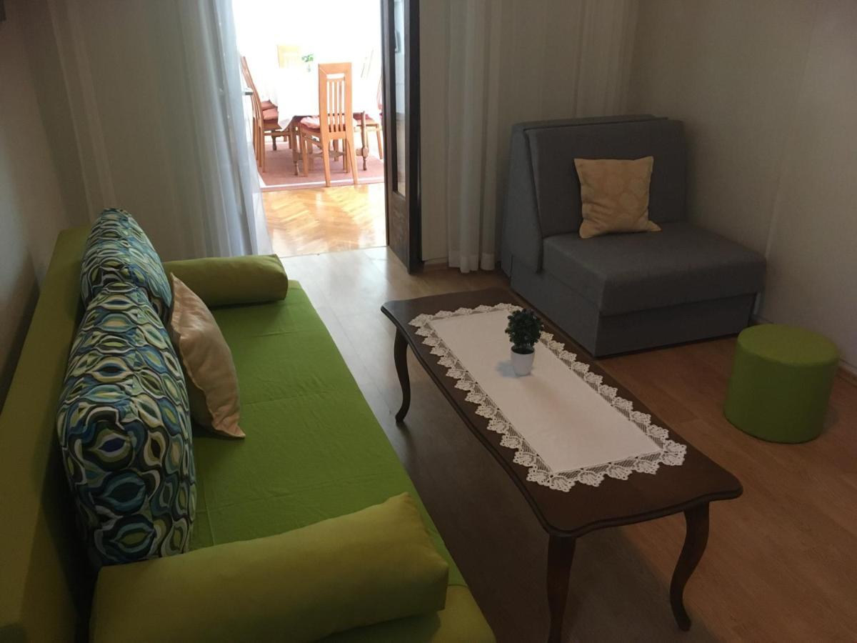 Apartaments Oma & Opa Banjol Kültér fotó