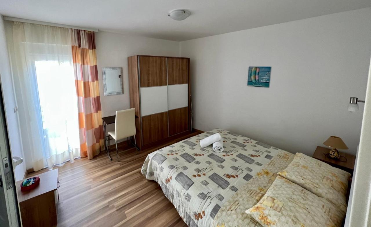 Apartaments Oma & Opa Banjol Kültér fotó