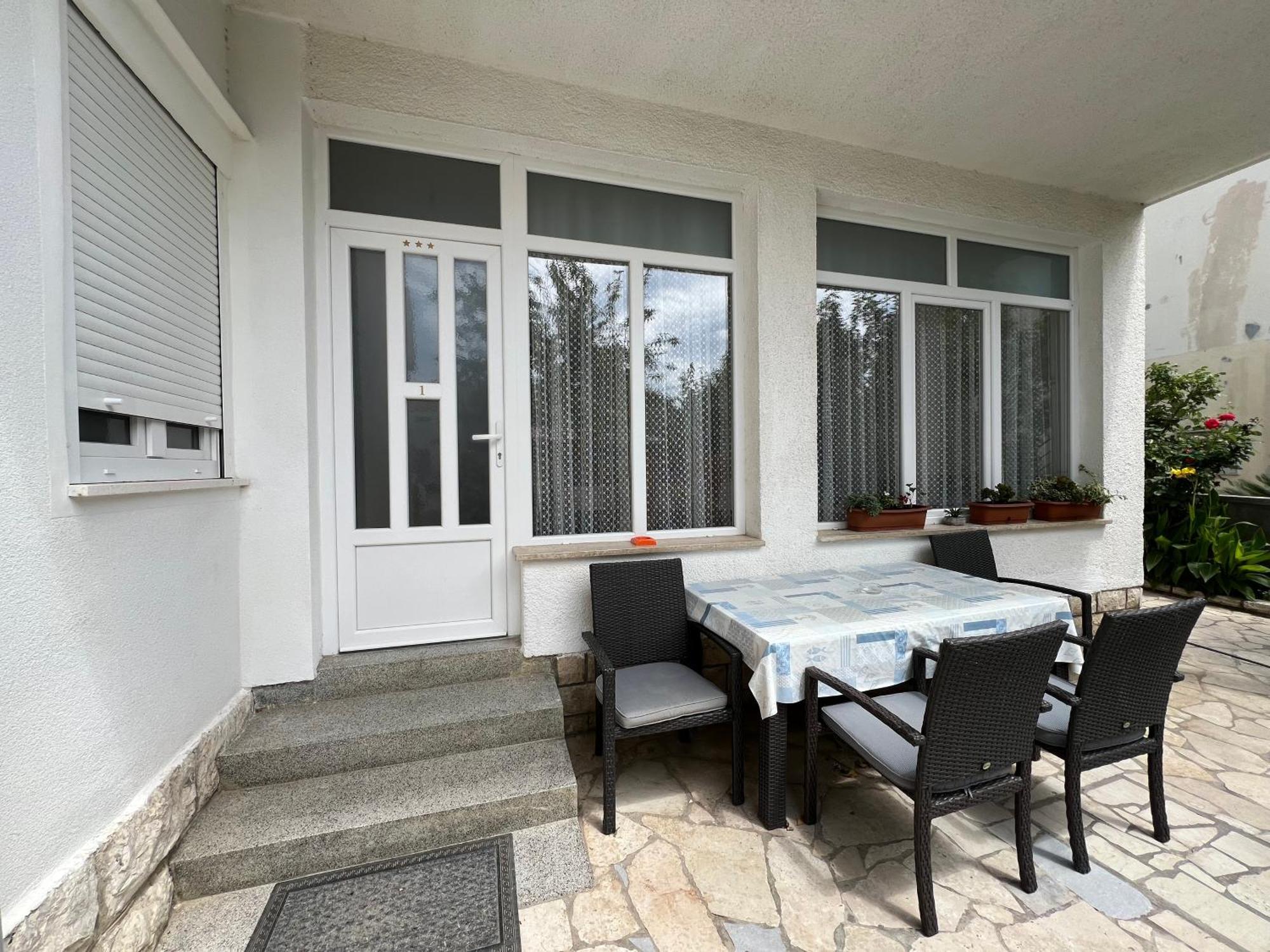Apartaments Oma & Opa Banjol Kültér fotó