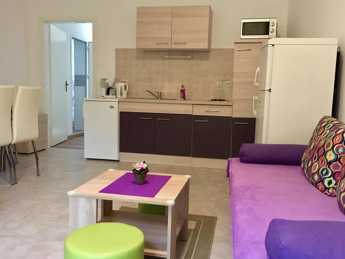 Apartaments Oma & Opa Banjol Kültér fotó