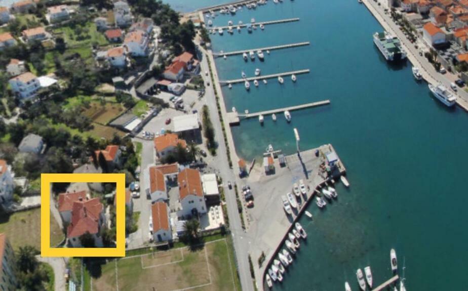 Apartaments Oma & Opa Banjol Kültér fotó